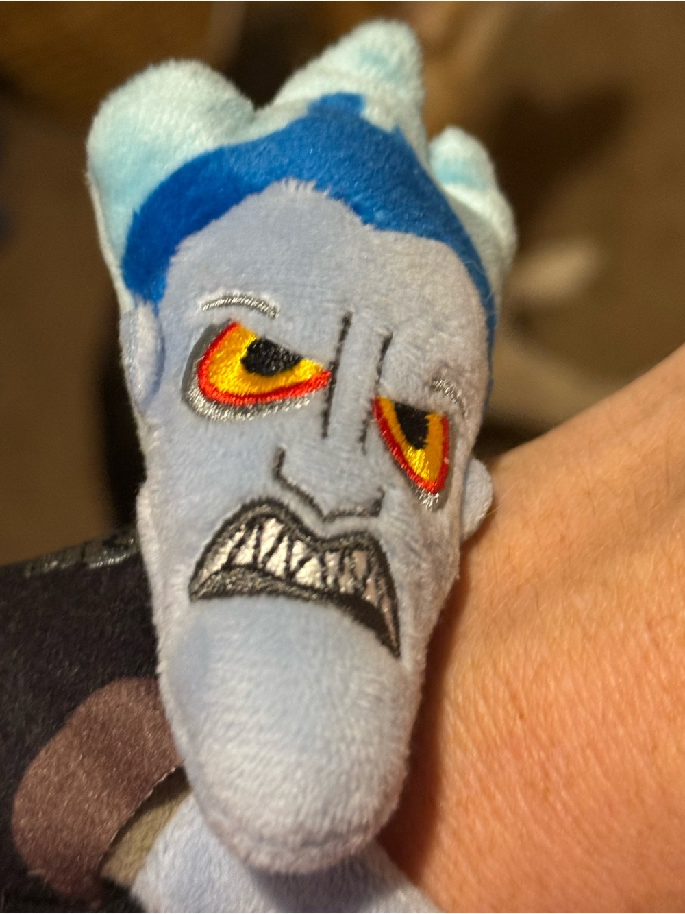 Disney cutie cuff Hades